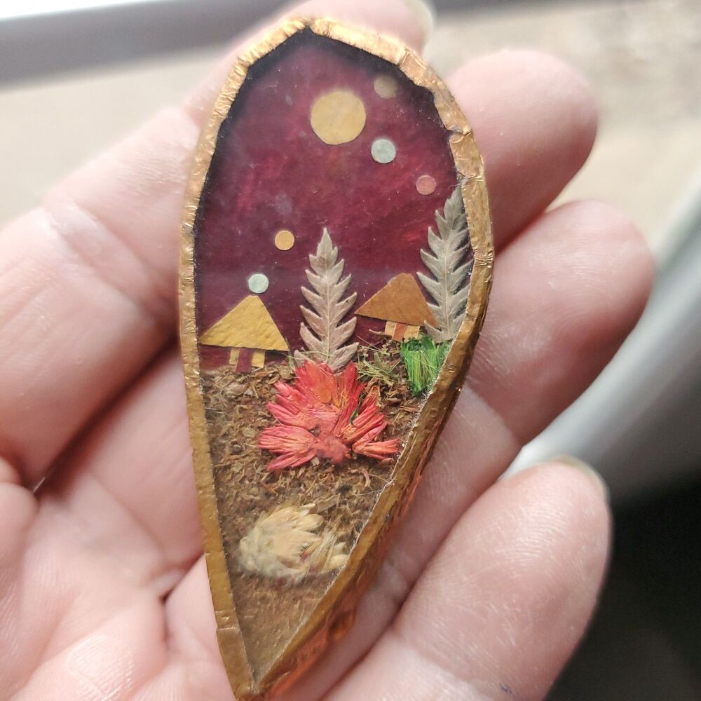 Handmade Copper Edged Nature Scene Brooch Resin Art Vintage Style Pin